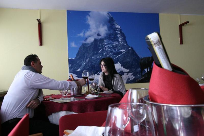 Hotel Lo Stambecco Breuil-Cervinia Extérieur photo