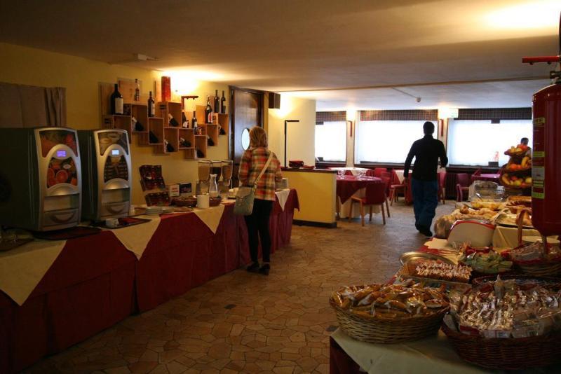 Hotel Lo Stambecco Breuil-Cervinia Extérieur photo