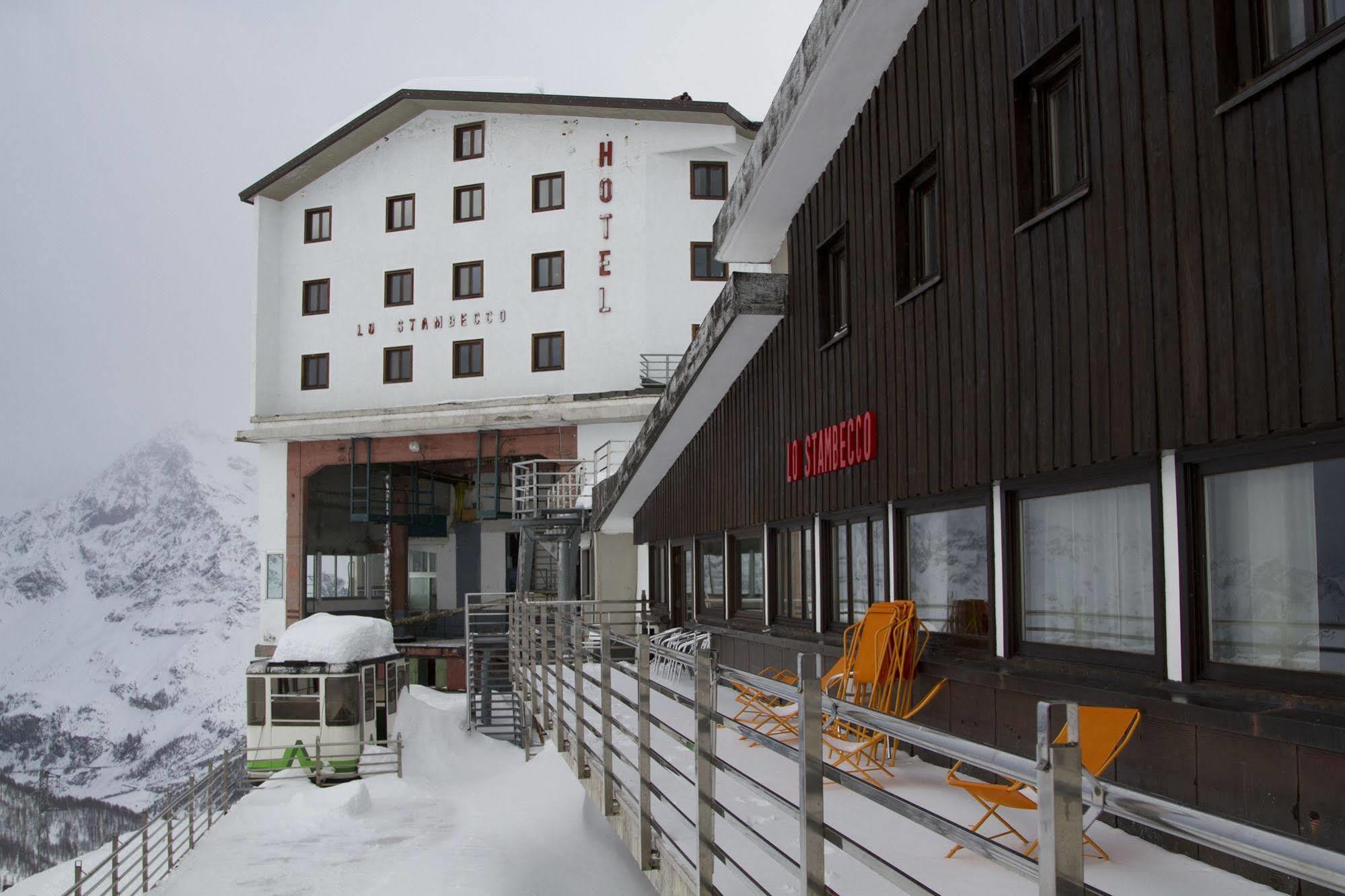 Hotel Lo Stambecco Breuil-Cervinia Extérieur photo